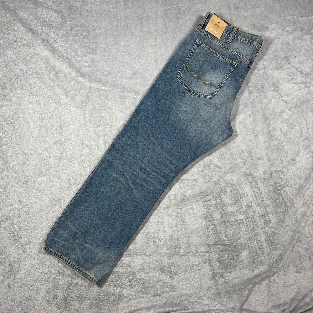 American Eagle Loose‎ Jeans Men 38x32 Blue Medium Wash Whiskered Denim NEW